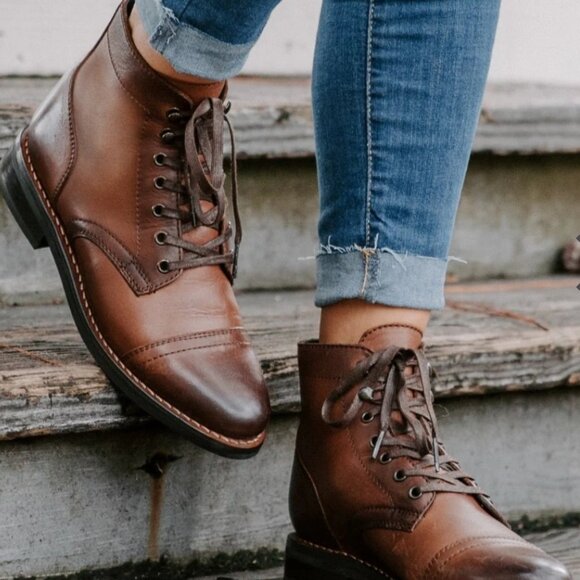 Thurday Boot Co Shoes - Women's Thursday Boot Co Captain Natural Brown Leather Size 8 1 inch heel